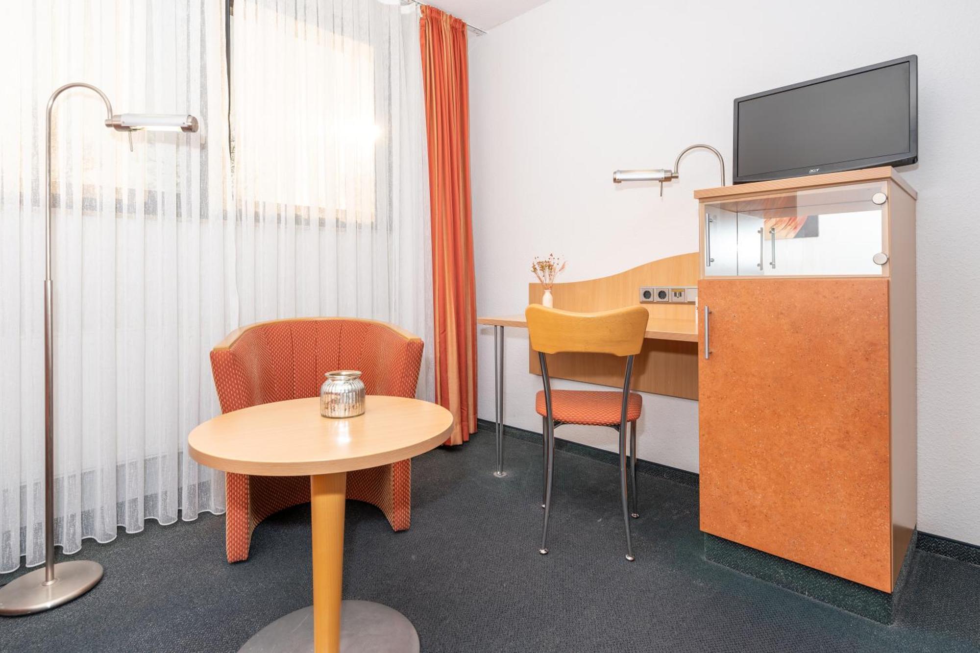 Tespo Hotel Und Sportpark Kaarst Eksteriør billede